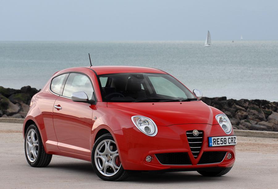  Alfa Romeo MiTo (955) 2009 года  (UK) (фото 28 из 47)